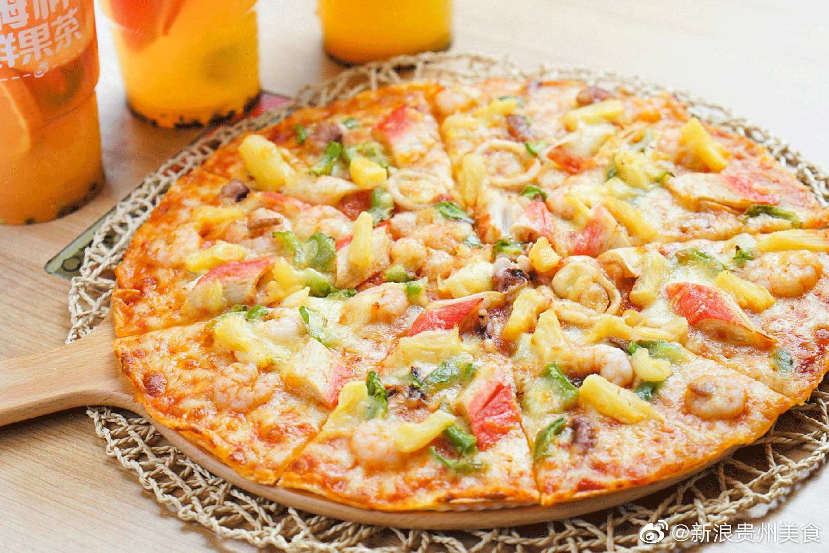 感觉薄底披萨是披萨一姐!喜欢偏脆脆的口感