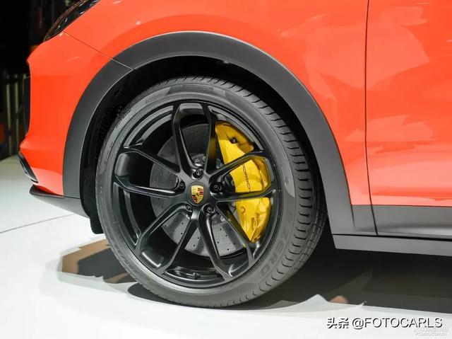 全新保时捷Cayenne Coupe 4.0T实拍，豪哥们的新宠，售价190万！