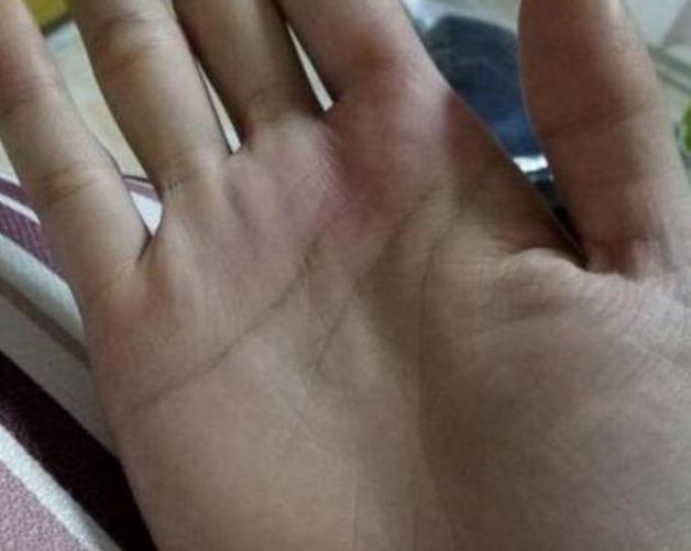 不论男女 手有此特点 手如干姜 家道必昌 一生富贵