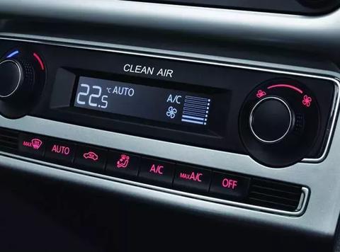 汽车空调出风口该向上还是向下