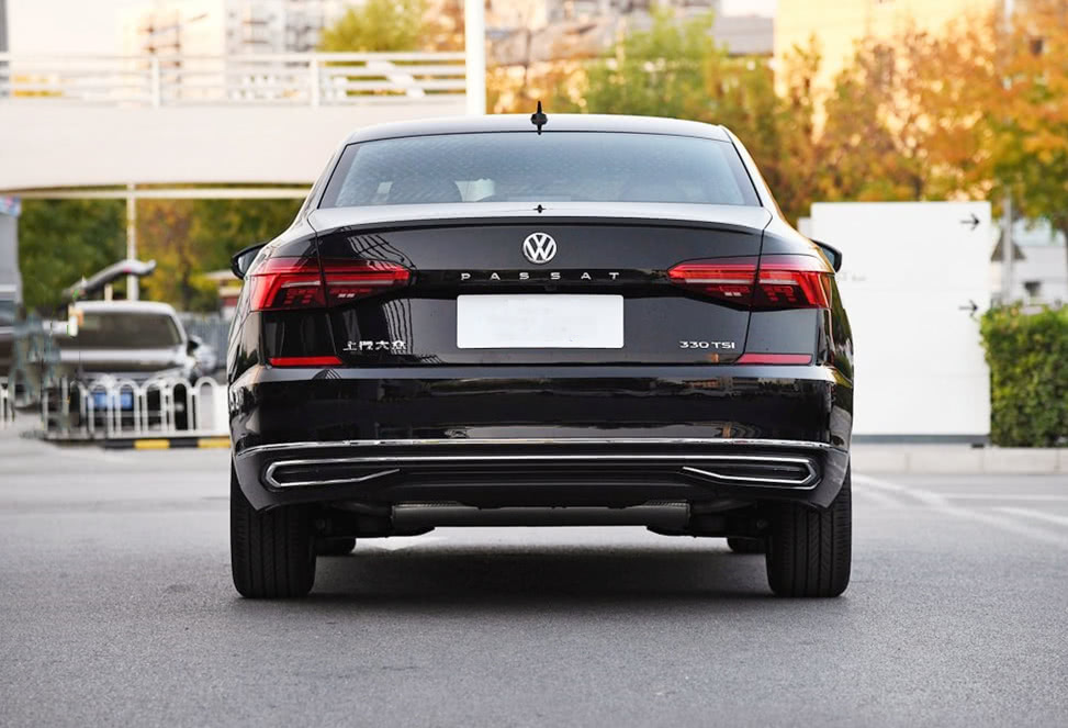 2019款帕萨特开售!这外观是不是很别扭?
