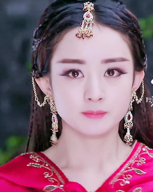 赵丽颖眼睛,杨颖眼睛,迪丽热巴眼睛,都美不过她的眼睛