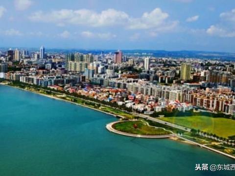 图片报道：霞山区万达广场6栋美女：2025年最新生活指南与商圈解析