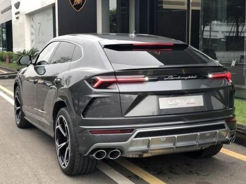 最高超跑“兰博基尼Urus”正式到店，彻底被震撼到！