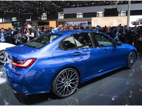 巴黎车展上宝马三系闪亮登场