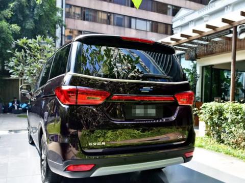 没让国人失望，长安豪华MPV，仅8万