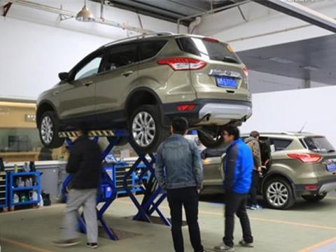 在4S店做这5个保养的，多半是汽车小白，“聪明人”都拒绝！