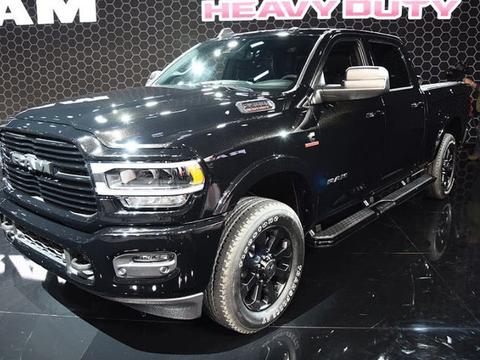 进口车再添战将，气场完胜猛禽，V8动力，这个价格或疯抢