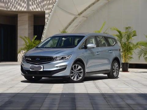 吉利首款MPV上市，油耗仅5.9L，看到价格，网友：不火都难