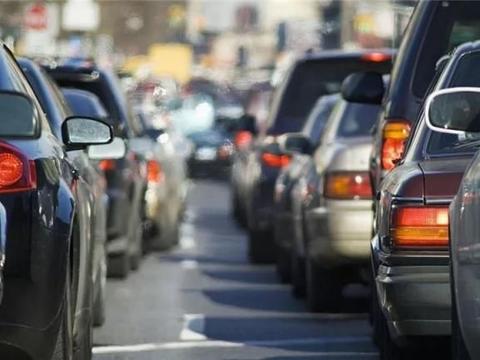 贵阳市取消车牌摇号！当地人：8年了，我等了8年终于能买车了！