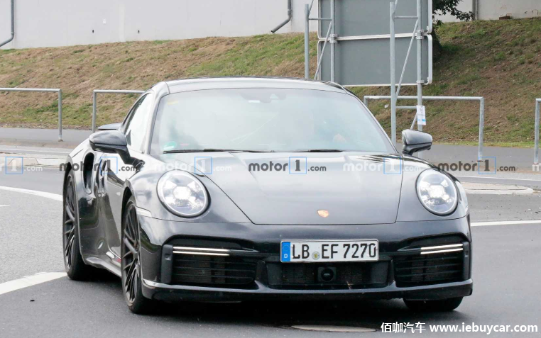 新一代保时捷911 Turbo S纽博格林最新测试谍照