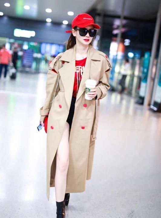 风衣配牛仔_牛仔大风衣搭配图片