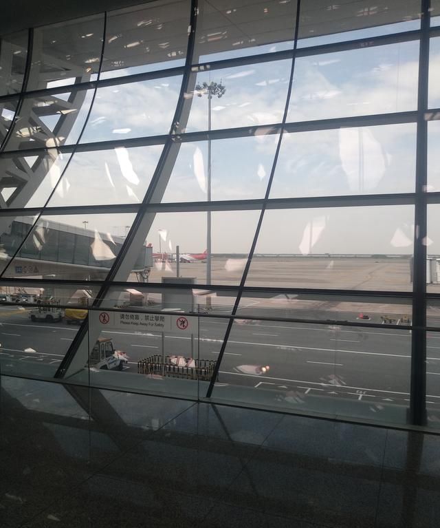 千里单飞赴深圳提比亚迪新能源汽车(一)