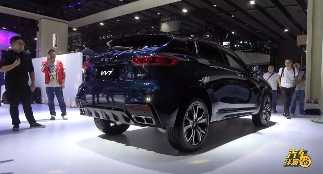 大众全新中型SUV，尾灯酷似宝马X5，配大沙发，顶配才16万？