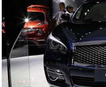懂车皇:来自三线豪华品牌的英菲尼迪Q70L成为2015年多余的产物