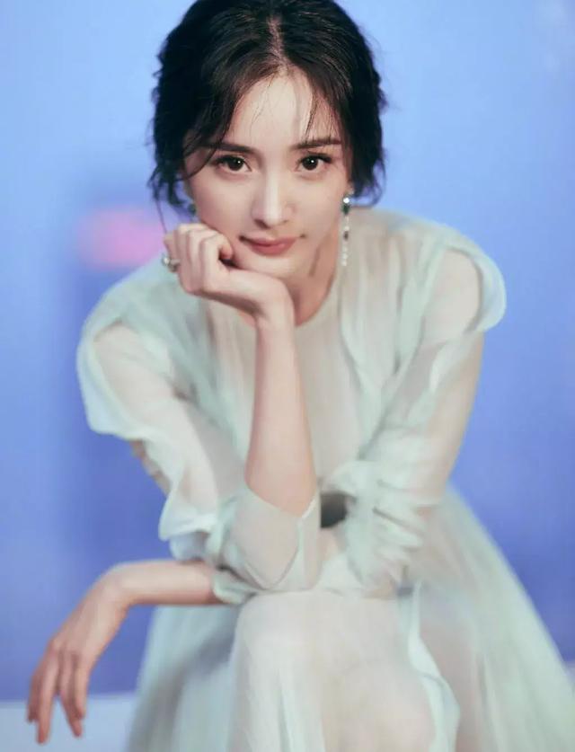 明星拍的好看照片,居然都是用这些套路!学会了你也能拍出高逼格