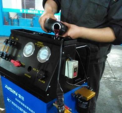 无论你的是进口车还是国产车，只要跑了8万公里，这些事情必须做