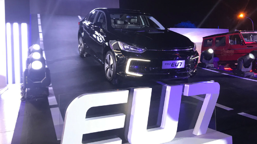 广州车展观察：温和的55度 新BEIJING从服务做起