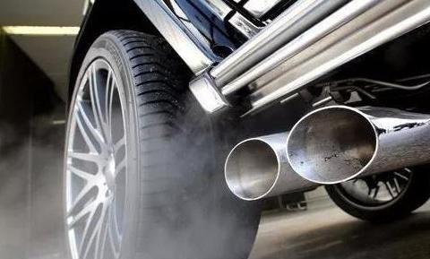 车子时间长了，车内噪音很大老司机用这招高速上“鸦雀无声”