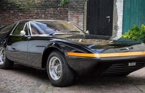 46年前的法拉利，造型令人乍舌！网友：天窗设计大胆