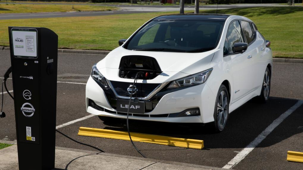 日产电动车Leaf推新版本，续航能力更强