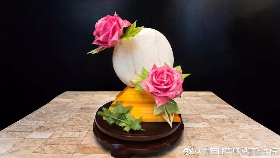 食品雕刻,令人叫绝的烹饪艺术!
