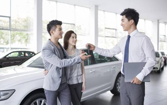 为什么年底买车人最多？4S店不会说的秘密，什么时候买最合适？