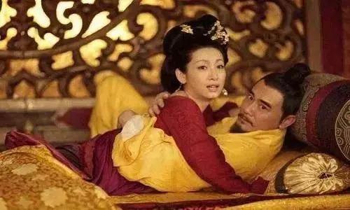 朱温从混混变成皇帝，他一生做的很多事简直连禽兽都不如