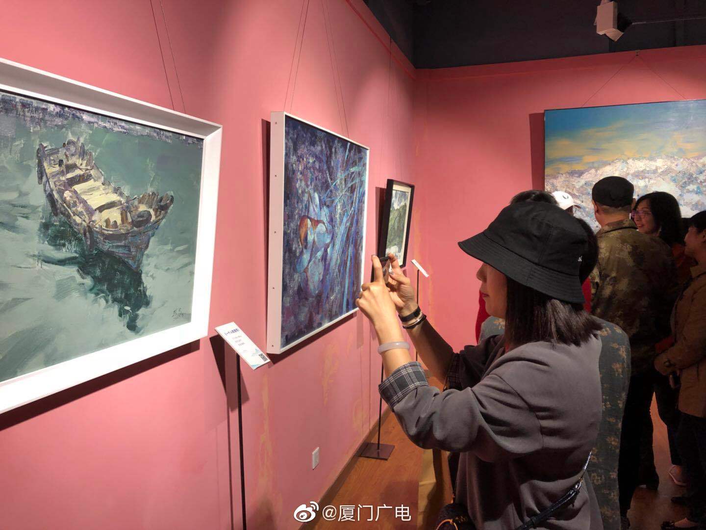 "见素抱朴:张杰油画展"今天在中华儿女美术馆举办