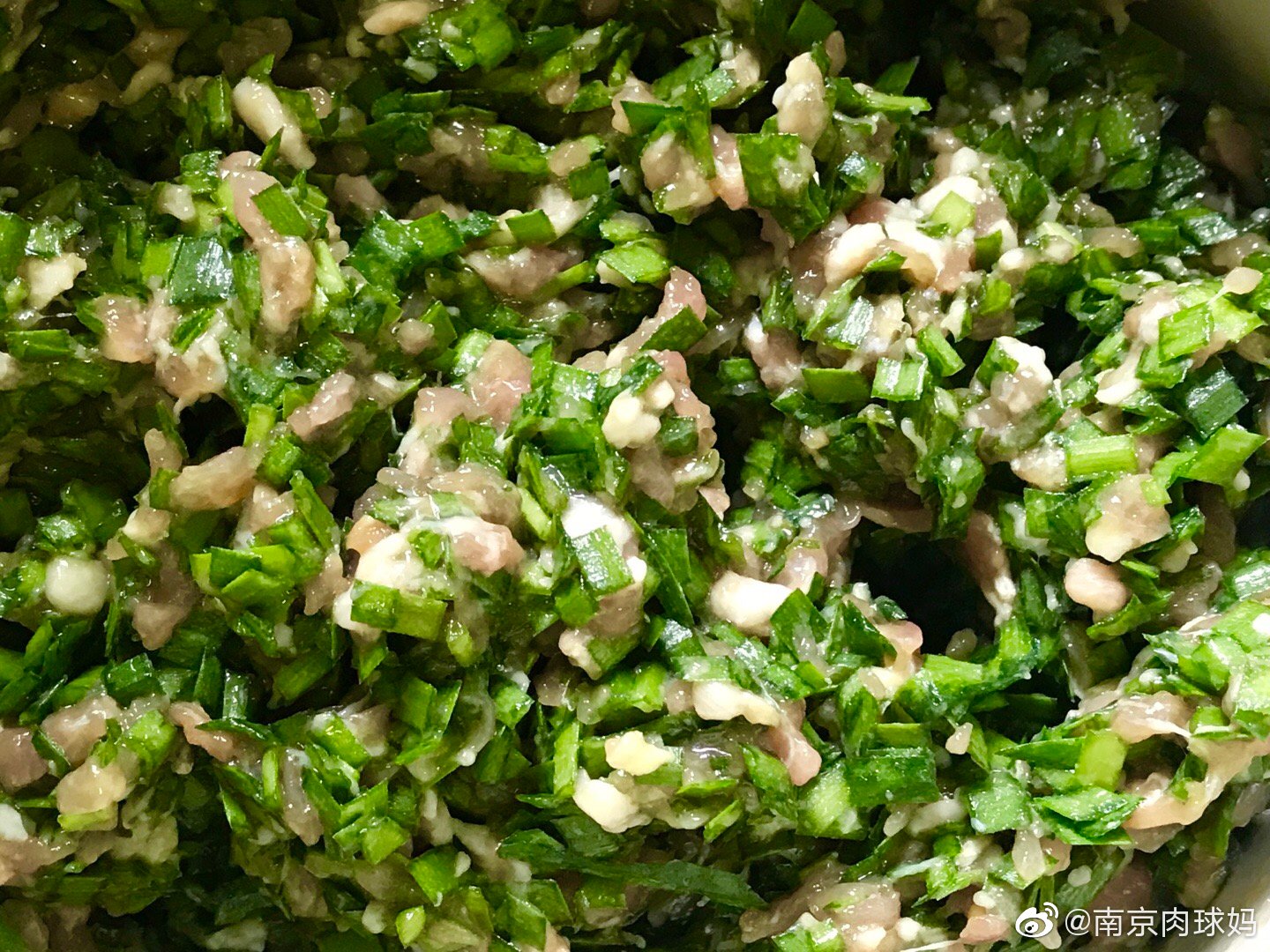 2019/5/9洋槐花韭菜猪肉小馄饨 彩蔬芝心年糕 卤蛋 圣德龙芒果混