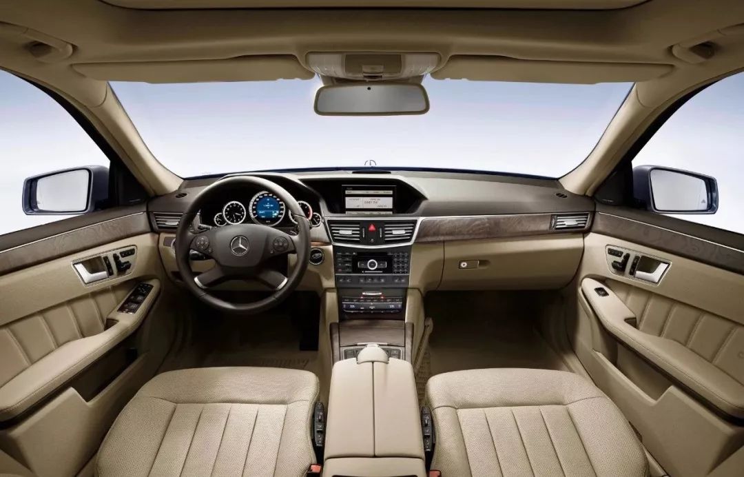 20万买宝马5系,奔驰E级?回家倍有面子