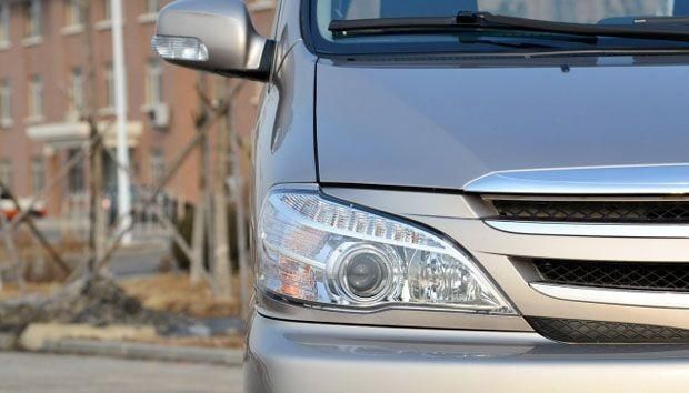 适合“小老板”的车,车长5235mm,6-11座随便选,入门版不到8万