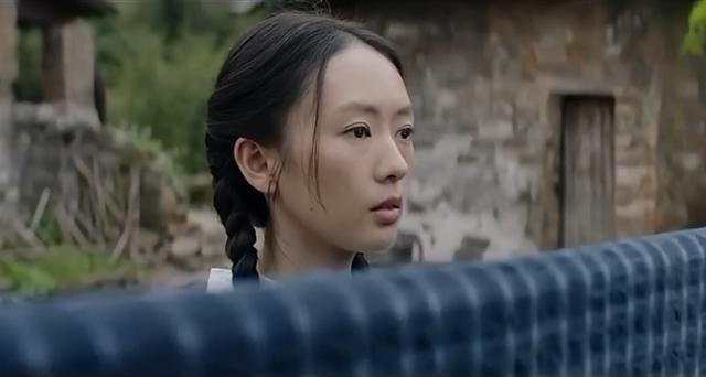 正脸章子怡,侧脸霍思燕,究竟是化妆师太牛还是