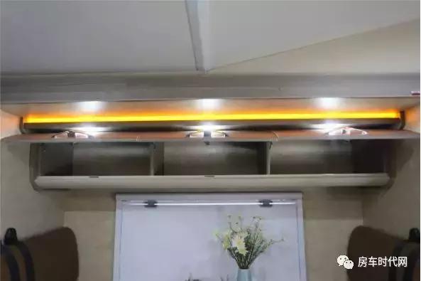 看看拓锐斯特新Daily欧畅版房车如何诠释“好马配好鞍”