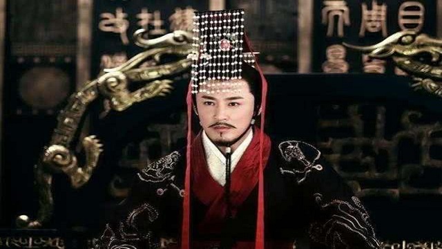 西汉博士支持与匈奴和亲，却被匈奴砍了脑袋，刘彻听后说了八个字