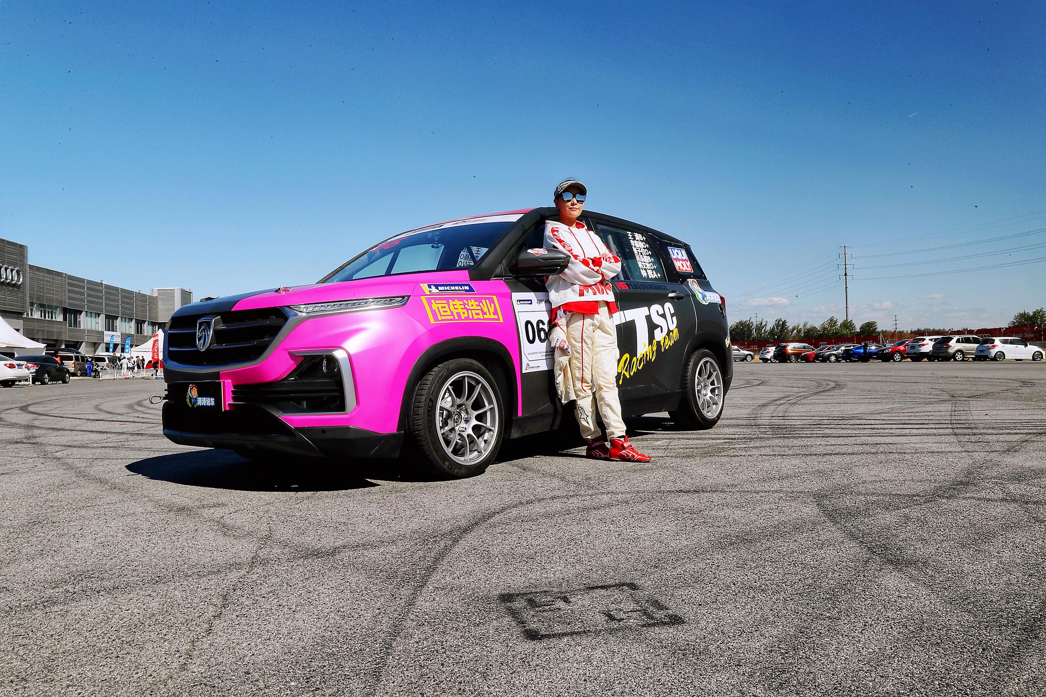 宝骏汽车的新Logo相比马头Logo而言确实有了很多质感，虽然也是马头