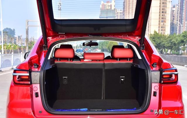 搭载爱信8AT,与DS共线生产,长安CS85这预售价值不值