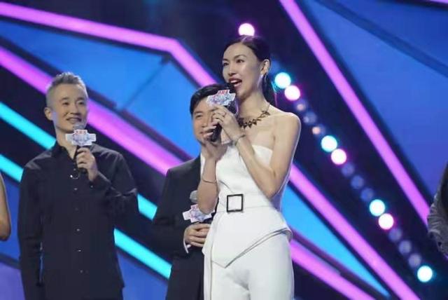 王蕾蕾:非常时期传递爱的力量