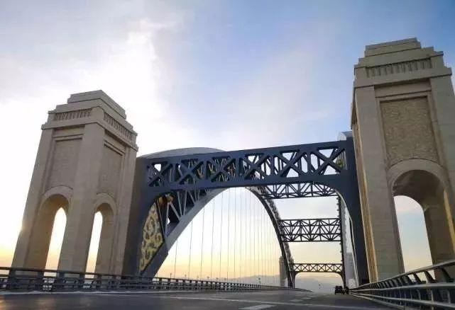 7座令人惊艳的网红桥!夜景更是酷炫，让你不敢相信这是山西太原