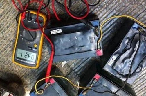 电动车刚充满电，但为什么一加速就掉两格？这些原因你都清楚吗