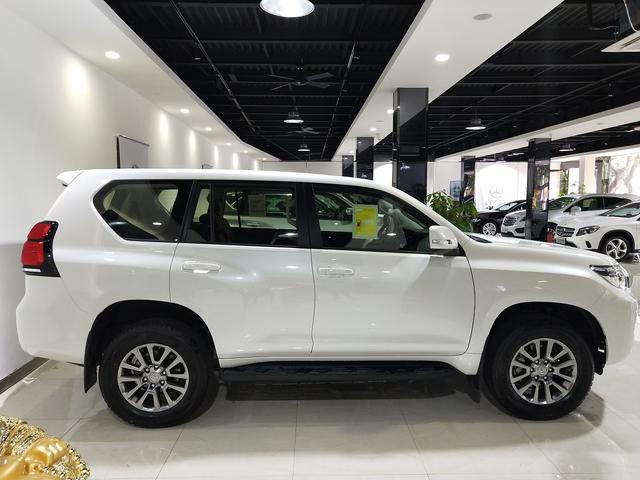 丰田霸道4000油耗多少?相比霸道2700如何?