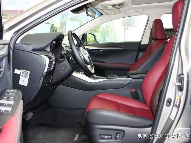 雷克萨斯NX 300锋尚版实拍,内饰有点寒酸,售价39万!