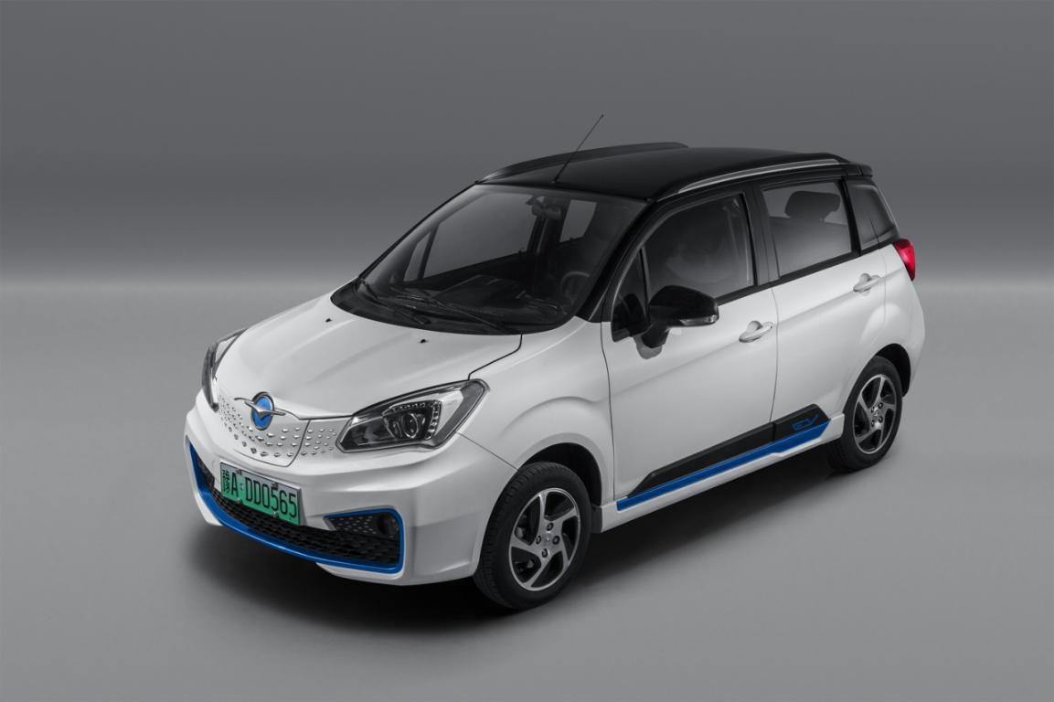 仅售5万多,3H高钢机身+续航352km,实力新能源小车诞生