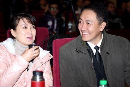 他凭《亮剑》走红，生活中却出轨小三抛妻弃子，如今落魄到被遗忘
