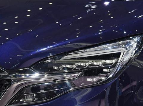 这才是中国特供MPV，3年只换雨刮条，自重近2吨，接近零差评