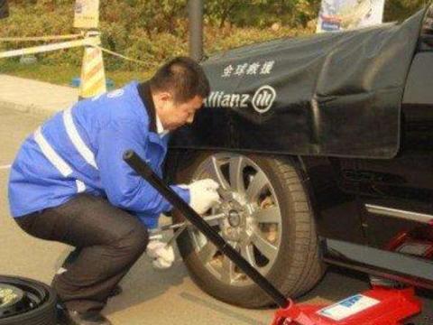 有车险的注意! 车险公司无偿提供这4种服务, 你要求他们不敢拒绝