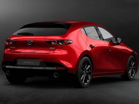 全新马自达3，起售18万！搭黑科技2.0L引擎，还考虑福克斯吗？