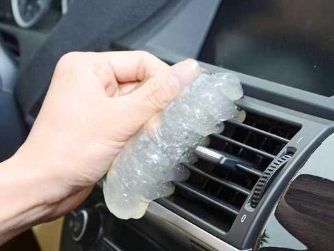 开了五年车才知道, 车内灰尘多别用毛巾擦,几招让你天天开新车