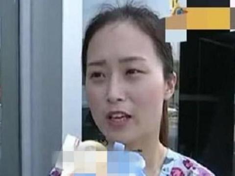 美女花300万买下小区停车场，让别人付费停车，业主：有钱任性？