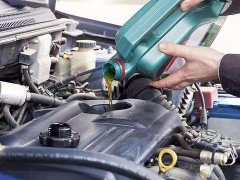 修车师傅：汽车跑了6万公里，这些东西要注意更换，以免发生事故